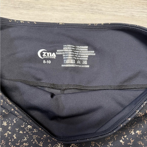 Zyia Leggings and NWT Shorts - Picture 4 of 7